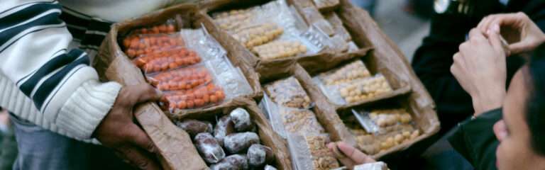 How to make a snack box